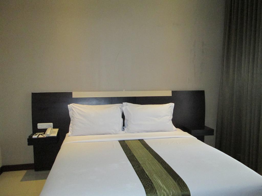 Vio Hotel Cimanuk Bandung Ngoại thất bức ảnh